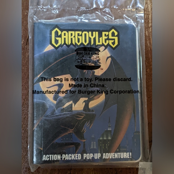NIP VTG 1995 Gargoyles Pop-Up Book Burger Kin - Picture 3 of 4
